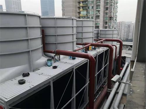 怎樣降低冷卻塔運行中的噪音,冷卻塔降低冷卻水溫度
