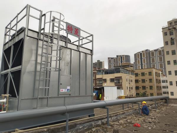 冷卻塔廠家講解雙曲線冷卻塔填料的清洗問題,菱科冷卻塔廠家